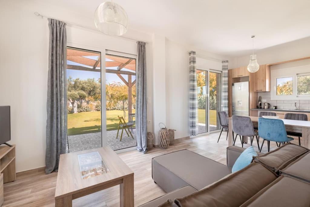 Dimitra'S Sunny Villa Mirsinochori 外观 照片
